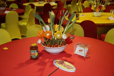 A centerpiece at Ragu's luncheon at the BlogHer conference