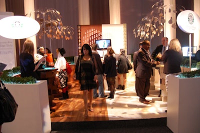 In an effort to highlight the contrasting colors of its vanilla- and mocha-flavored Frappuccino brews, Starbucks fashioned a brown and white lounge and used the product bottles and bottle caps as decoration.