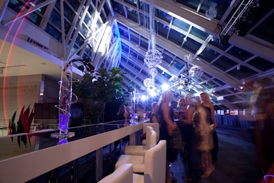 Decor in the atrium also included long, mirror-top tables.