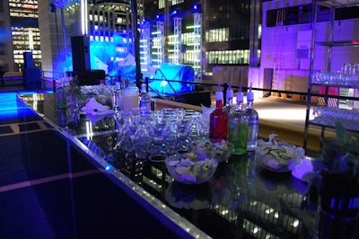 Servers from the Martini Club prepared a variety of cocktails showcasing different flavours of Absolut.