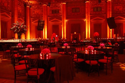 The site of the season's premiere, Capitale, was a significant departure from the venue used for the first season's event. To complement rather than fight with the Bowery locale's ornate interior, Stroud and HBO washed the main room's domed ceiling with scarlet lighting and lit the rest of the space with amber hues.