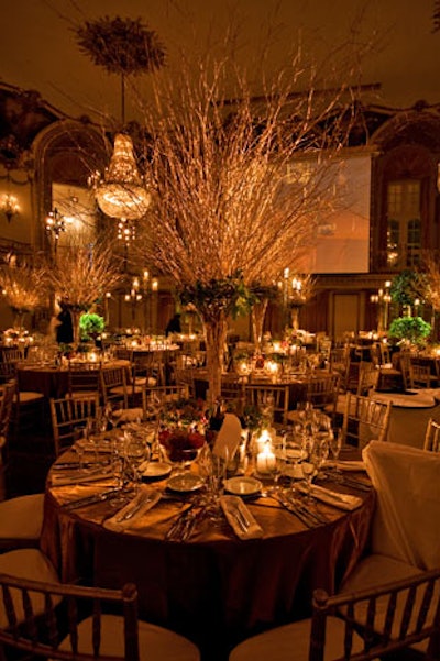 At the Hilton, shimmery gold linens covered dinner tables, and towers of Heffernan Morgan's golden branches sat atop crystal risers.