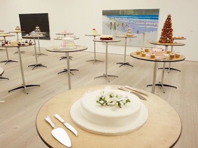 The June wedding of Michaela Neumeister and auctioneer Simon de Pury at the Saatchi Gallery included multiple wedding cakes at different stations.
