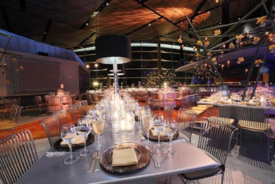 The table shapes were chosen to replicate the different shapes of stages—circular, square, and rectangle—available at the center.