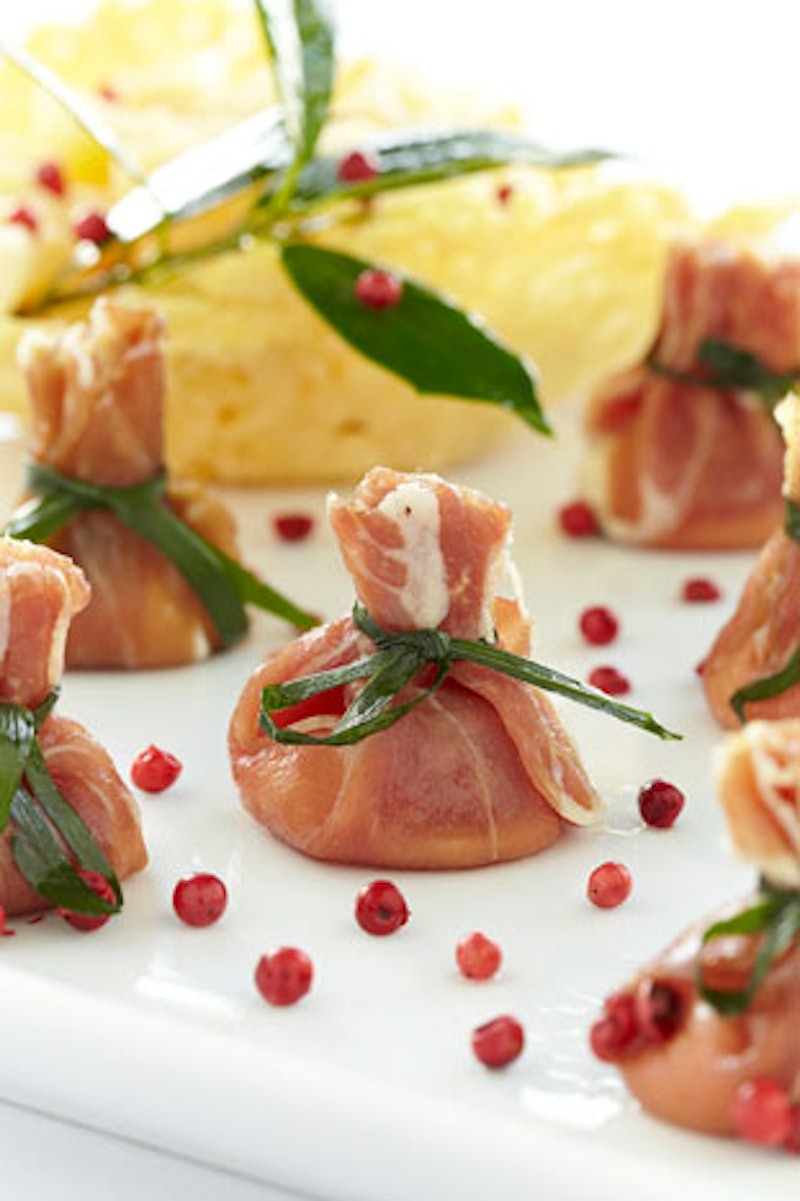 Holiday Party Ideas: Festive Finger Food | BizBash