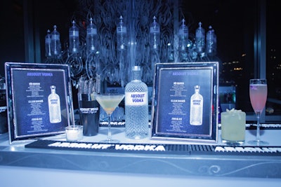 The first part of the evening, the cocktail hour, was designed to show off the brand's vodka with drinks created especially for the event. Absolut's in-house mixology team crafted libations inspired by the Glimmer bottle.