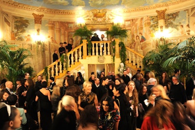Palm fronds and cages of live parakeets decorated the Pierre's rotunda for the preshow reception. In this area, waitstaff passed hors d'oeuvres and trays of drinks, while Lanvin's Alber Elbaz observed the crowd.