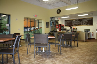 The Lull restaurant serves sandwiches, salads, and pizzas.