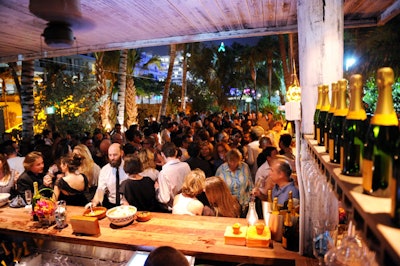 On Monday, Veuve Clicquot hosted a private barbecue to kick off Design Miami with unlimited complimentary champagne at the recently opened Soho Beach House. In-house restaurant Cecconi's handled the catering, and DJ Claudio Holze from Argentina played a mix of music for approximately 200 guests.