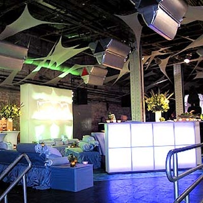 Matthew David Events created a soothing white area lit with cool blues and greens. Neuman & Bogdonoff catered the area with spring-themed foods including scallop ceviche and a crudite display decorated with slices of bright green limes.