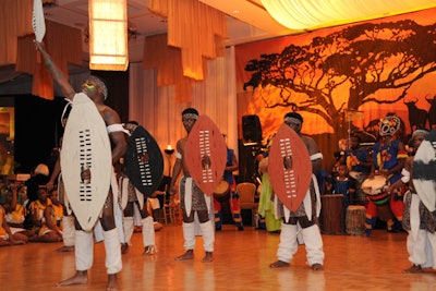 The Dundu Dole performance included more than 30 adults and children.