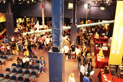 Guests sat down for educational sessions that took on topics such as designing flowers out of icing.