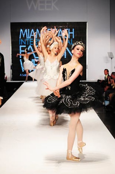 The Miami City Ballet dancers performed a selection from Swan Lake.