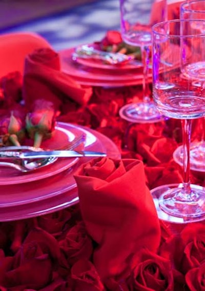 David Rockwell's rose-covered table had rose-shaped napkins, as well.