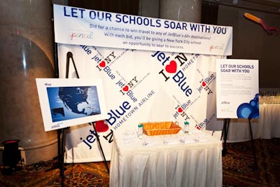 Pencil supporter JetBlue donated round-trip tickets for the evening's auction. To encourage guests to bid, the organizers set up a booth staffed by actors in the airline's uniforms.