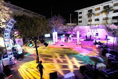 An outdoor area featured the Sidekick Sushi Station and lounge areas.