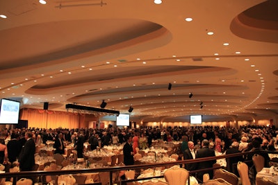 The White House Correspondents' Association dinner, held at the Hilton Washington, served a garden herb salad, filet with wild mushroom stew, coco buttered scallops, and a trio of desserts.