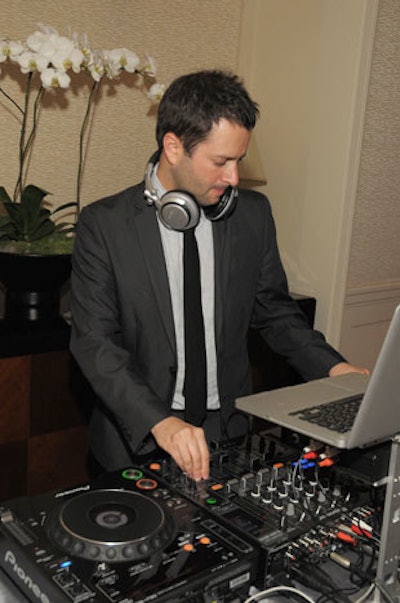 Los Angeles-based DJ Michael Smith spun.