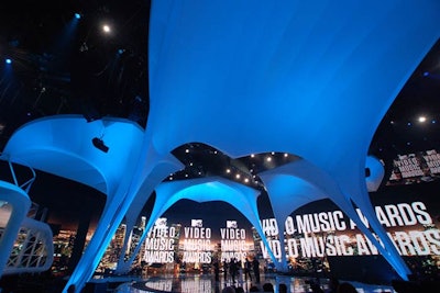 The MTV Video Music Awards stage was a massive, swooping, towering design inspired by midcentury modern architecture.