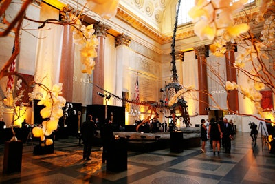 A more upscale look pervaded this year's Clio Awards, held at the American Museum of Natural History. The preshow cocktail reception in the Upper West Side venue's Theodore Roosevelt Rotunda was bedecked with gold and black hues.