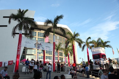 Working with PMK-BNC, T-Mobile put its logo on palm trees, around the large LED screen, and on barricades.