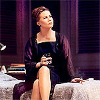 E2078disc 02 Broadwayinnercircle Photo Copyright2002joanmarcus 1 152