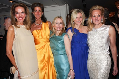 At American Cancer Society's gala on May 25, Cece Cord, Somers Farkas, Gillian Miniter, Cynthia Lufkin and Muffie Potter Aston were all on hand to salute David Patrick Columbia and Perri Peltz.