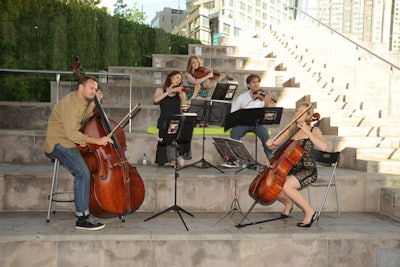 Outfitted by Rag & Bone, New York-based string quintet Sybarite5 performed medleys of Radiohead and Led Zeppelin tunes from Alice Tully Hall's outdoor pavilion during the arrivals portion of the night.