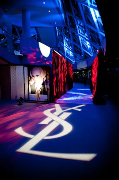 Yves Saint Laurent was the new party sponsor, and the brand's logo appeared on the red carpet.
