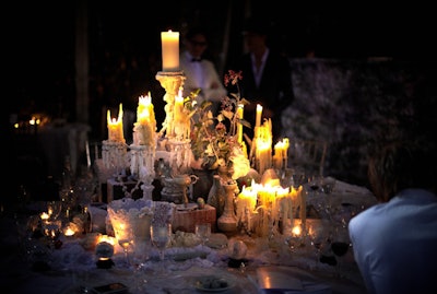 As the sun set, candlelight served as the primary light source, illuminating the dinner tables and adding to the cozy feel of the night.