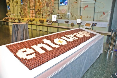 Baked by Melissa provided an artistic take on the show's logo, comprised of bite-size cupcakes.