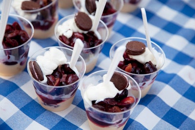 Chefs used simple accents such as gingham tablecloths to spruce up their tables.