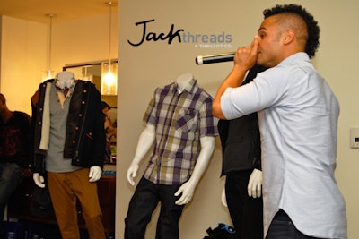 M.C. Joshua Silverstein performed at the JackThreads style suite.
