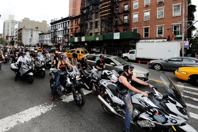 At the final stop in New York, about 160 New York-area motorcyclists joined the LifeRide participants and made an entrance by driving up Third Avenue in a procession.