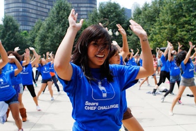 AgencyEA produced a flash mob dance at Navy Pier to promote the Sears Chef Challenge.