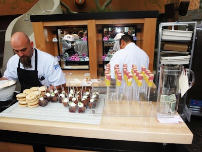 The Cosmopolitan of Las Vegas is offering frozen treats evocative of the push-pops guests remember from childhood. The treats come in both family-friendly and alcoholic varieties, depending on the event.