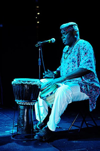 African drummer Gregory Amin Norslee entertained guests with a solo performance.