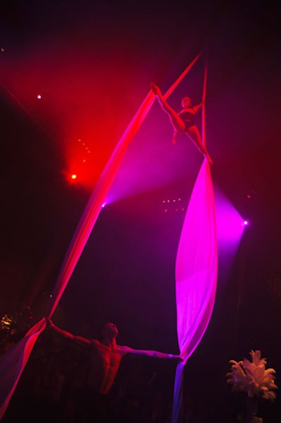 Entertainment was the key element at the event and live performers from Premier Talent Entertainment included an aerialist.