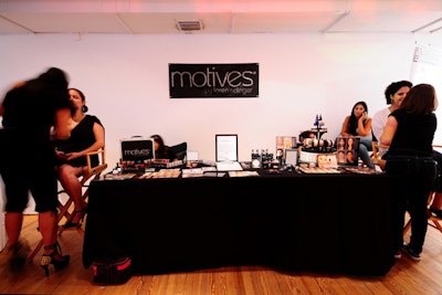 On the third floor, makeup artists from Motives by Loren Ridinger provided complimentary applications.