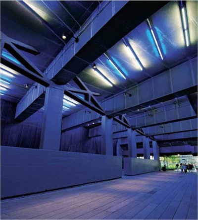 Similar to the Chelsea Market section, the 14th Street Passage is also covered. The smaller, 4,000-square-foot corridor is suitable for seated events and receptions, holding 100 seated or 150 standing.
