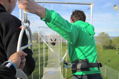 New York Trapeze School teaches circus acts to Chicago groups.