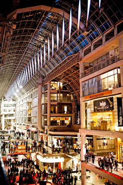 The Eaton Centre hosted three Nuit Blanche installations and gave visitors a break from the cold.