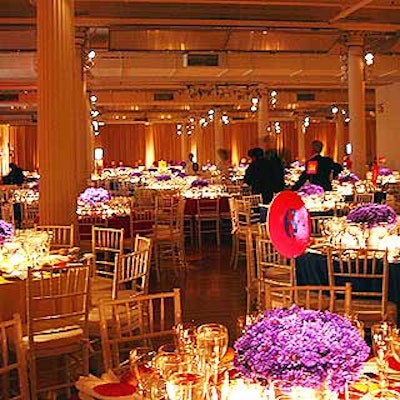The Museum of Modern Art hosted 950 guests for dinner at the Metropolitan Pavilion.