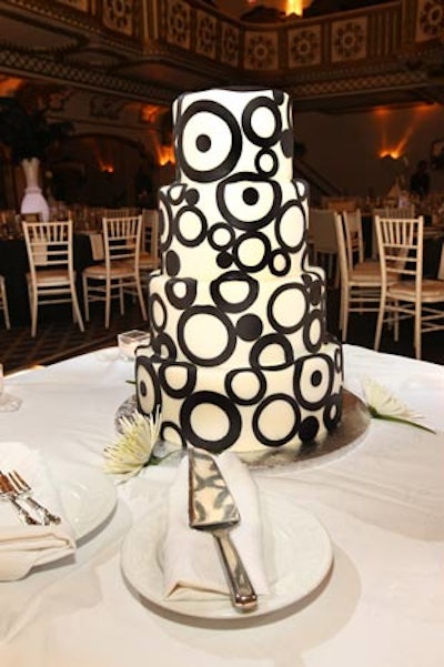 Sarah's Pastries and Candies created a black-and-white wedding cake.