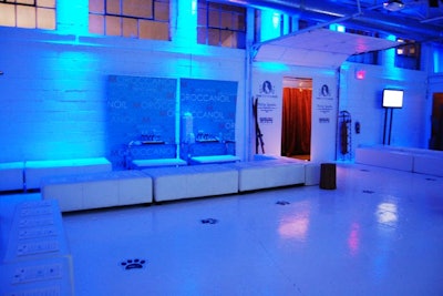 Furnishings by Corey supplied the white leather benches. Moroccan Oil gave complimentary hair touchups to guests.