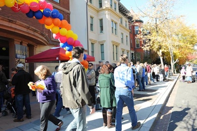 For the Birthday Bash, Exquisite Balloons provided a balloon arch outside of the main entrance to the Phillips Collection.