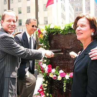 Thomas Madden, managing director of Rockefeller Center and Tishman Speyer Properties; Danny Meyer, president of the Union Square Hospitality Group; and Marcia Stein, executive director of Citymeals-on-Wheels, cut into the birthday cake to launch Restaurant Day and Week officially.