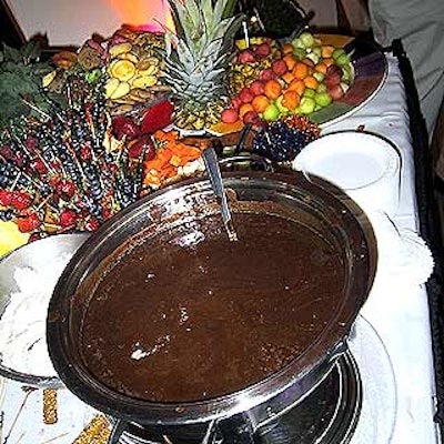 Among the Playmate-friendly fare served by caterer Confetti was chocolate fondue.