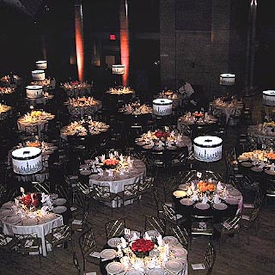 Event designer Bill Tansey created an elegant black and white look for the New Yorkers for Children fall benefit at the Regent Wall Street.