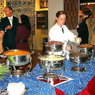 Americana-themed buffet stations like the 'Midwestern barn raising' offered a mashed potato sundae bar with sweet potatoes, corned beef hash and fried leeks.